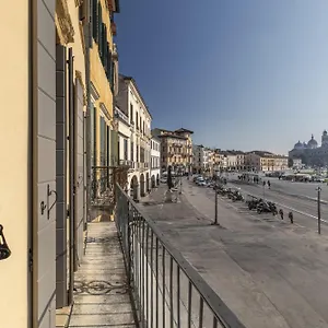 Palazzo Carpediem-prato Della Valle Padoue